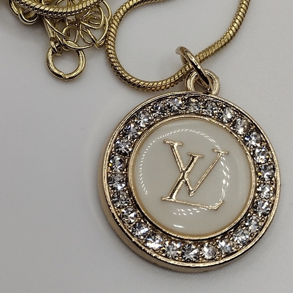 LOUIS VUITTON LV ZIPPER PULL CHARM GOLD tone metal, RHINESTONES 23mm - Picture 5 of 7
